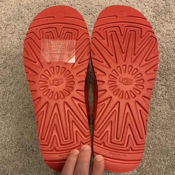 UGG® Australia Classic Mini Side Logo Sheepskin Suede Boots - Samba Red/Black - Picture 13 of 13